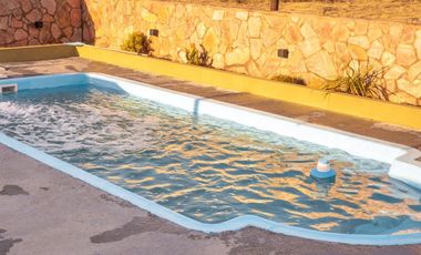 Venta de Casa Moderna Barrio Aires de Manantial - El Suyuque - S. L