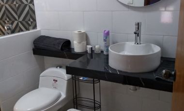 Departamento amueblado en planta baja en Fracc Los Delfines a una cuadra del mar