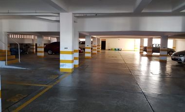 Departamento amueblado en planta baja en Fracc Los Delfines a una cuadra del mar