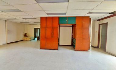 VENTA DE OFICINA UBICADA EN EL CENTRO DE LA CIUDAD DE BUCARAMANGA