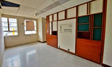 VENTA DE OFICINA UBICADA EN EL CENTRO DE LA CIUDAD DE BUCARAMANGA