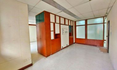VENTA DE OFICINA UBICADA EN EL CENTRO DE LA CIUDAD DE BUCARAMANGA