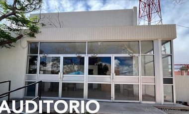 SE VENDE EDIFICIO MULTIFUNCIONAL UTILIZADO COMO ESCUELA