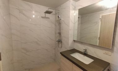 Condo for rent in Cebu City, Mandani Bay 3-br facing sea, furnished