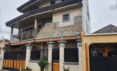 Modern Luxurious 2 Storey House & Lot For Sale in Novaliches QC with 5 Bedrooms & 4 Carport PH2495