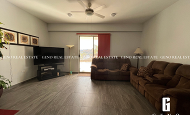 CASA EN VENTA CON VISTA A LA CIUDAD Y FRENTE A PARQUE