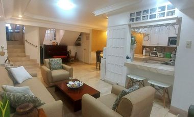 4 Bedroom Townhome in Varsity Hills, Loyola Heights, Quezon City