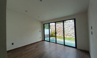 CASA EN VENTA EN FRACCIONAMIENTO LOMAS DE COCOYOC MORELOS