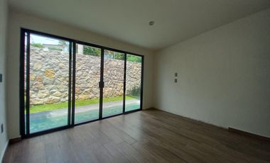 CASA EN VENTA EN FRACCIONAMIENTO LOMAS DE COCOYOC MORELOS