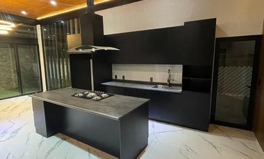 CASA EN VENTA EN FRACCIONAMIENTO LOMAS DE COCOYOC MORELOS