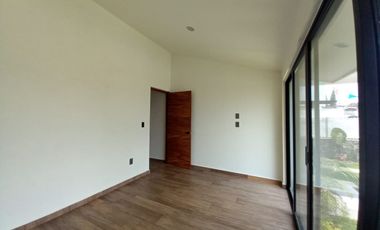CASA EN VENTA EN FRACCIONAMIENTO LOMAS DE COCOYOC MORELOS