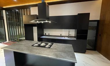 CASA EN VENTA EN FRACCIONAMIENTO LOMAS DE COCOYOC MORELOS