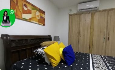 SE VENDE CASA CON AREA DE 277mts, INCLUIDO APARTAMENTO, EN SECTOR DE PARAISO.