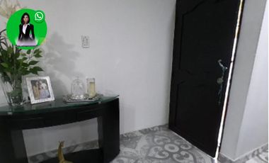 SE VENDE CASA CON AREA DE 277mts, INCLUIDO APARTAMENTO, EN SECTOR DE PARAISO.