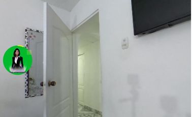 SE VENDE CASA CON AREA DE 277mts, INCLUIDO APARTAMENTO, EN SECTOR DE PARAISO.