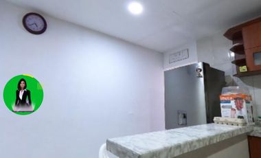 SE VENDE CASA CON AREA DE 277mts, INCLUIDO APARTAMENTO, EN SECTOR DE PARAISO.