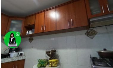 SE VENDE CASA CON AREA DE 277mts, INCLUIDO APARTAMENTO, EN SECTOR DE PARAISO.