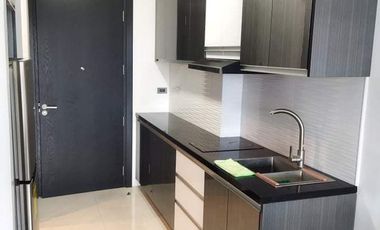 A VERY NICE AND SPACIOUS STUDIO TYPE UNIT FOR RENT IN HENSONVILLE