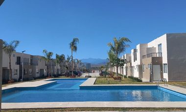 venta de casa con alberca a una hora de la caseta de la caseta de Tlalpan