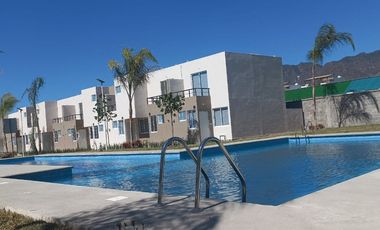 venta de casa con alberca a una hora de la caseta de la caseta de Tlalpan