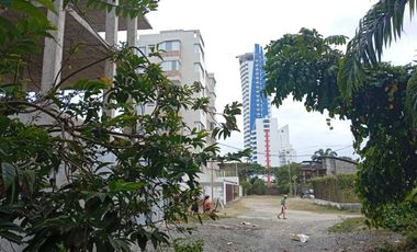 Venta Casa por terminar Frente a la Playa Tonsupa entre Hotel Makana y Grand Diamond