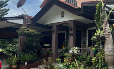 150 sqm Lot with House for Sale in Greenwoods Executive Village, Paliparan Dasmariñas Cavite