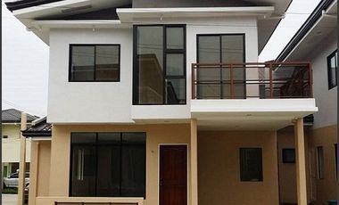 3 bedroom single detached house and lot for sale in Alberlyn Highland San Fernando Cebu..