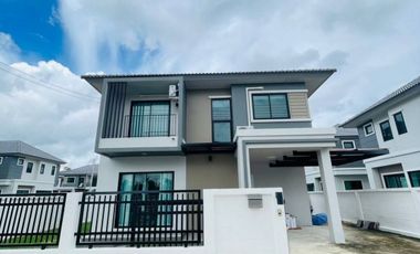 2 storey house  for rent !!