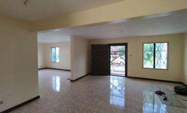 House for rent in Cebu City, Gated in Banilad close to I.t Park