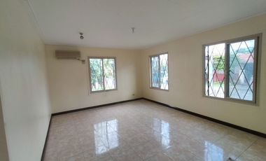 House for rent in Cebu City, Gated in Banilad close to I.t Park