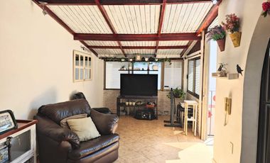 CASA EN VENTA EN LOMAS DE BELLAVISTA