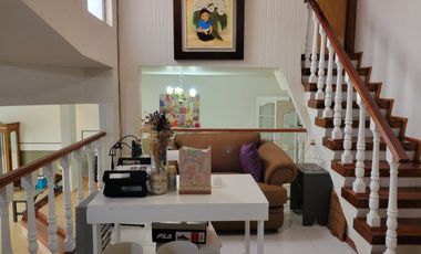 CASA EN VENTA EN LOMAS DE BELLAVISTA