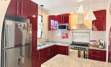 CASA EN VENTA EN LOMAS DE BELLAVISTA