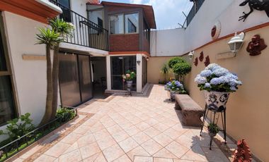 CASA EN VENTA EN LOMAS DE BELLAVISTA