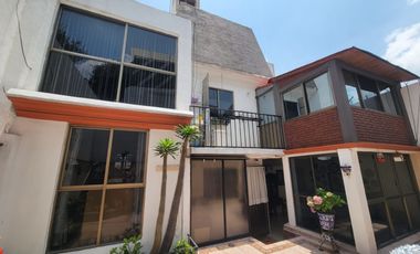 CASA EN VENTA EN LOMAS DE BELLAVISTA