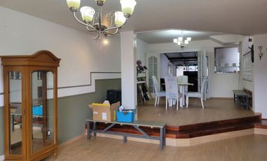 CASA EN VENTA EN LOMAS DE BELLAVISTA