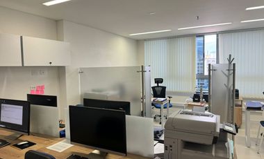 44600 Oficina en venta en el sector Restrepo Naranjo