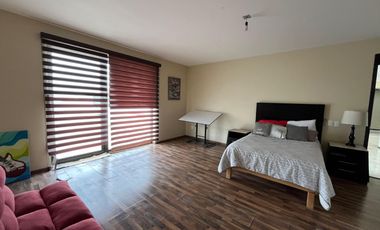 CASA EN RENTA EN CUMBRES DEL CAMPESTRE, 4 Recamaras con Baño, Alberca y Salón de Eventos