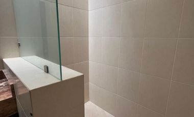 CASA EN RENTA EN CUMBRES DEL CAMPESTRE, 4 Recamaras con Baño, Alberca y Salón de Eventos