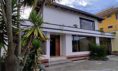 Venta de casa Sector Valle de los Chillos Urbanización La Armenia II