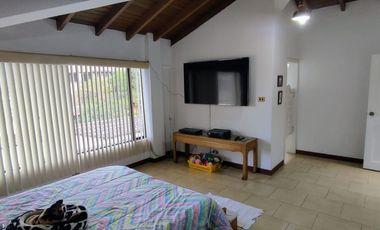 Venta de casa Sector Valle de los Chillos Urbanización La Armenia II