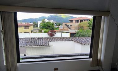 Venta de casa Sector Valle de los Chillos Urbanización La Armenia II