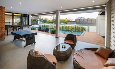 Luxury Pool Villa Modern tropical style Pa Daet Subdistrict. Chiang Mai  New style house, vacation home