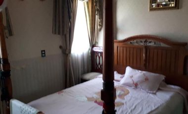 Residencia 2 Pisos, 4 Recámaras, 2.5 Baños, Amplio Jardín Trasero, Ojo de Agua, Edo. Mex.