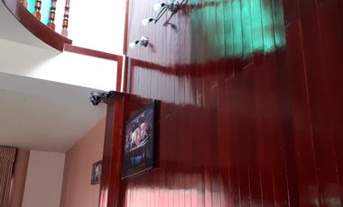 Residencia 2 Pisos, 4 Recámaras, 2.5 Baños, Amplio Jardín Trasero, Ojo de Agua, Edo. Mex.