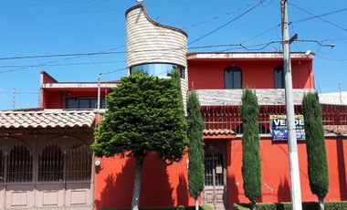 Residencia 2 Pisos, 4 Recámaras, 2.5 Baños, Amplio Jardín Trasero, Ojo de Agua, Edo. Mex.
