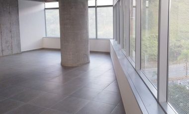 PR21296 Oficina o consultorio en arriendo en el sector Loma de San Julian