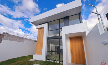 Casa de venta en Azogues, Charasol
