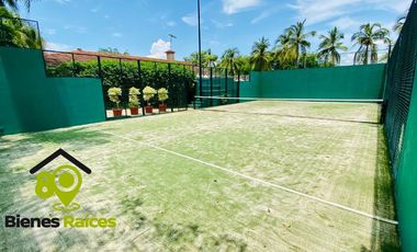 Departamento con playa de 4 recámaras en Acapulco
