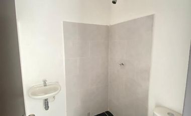 SE VENDE CASA EN PORTAL DE LLANITOS PARA ESTRENAR